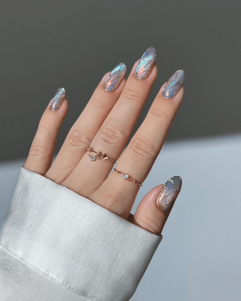 Cateye butterfly nails
